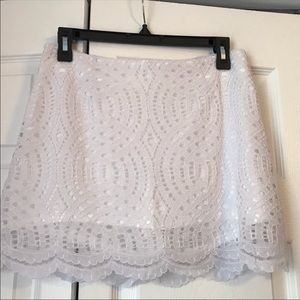 Lilly Pulitzer white lace skirt / skort size 4